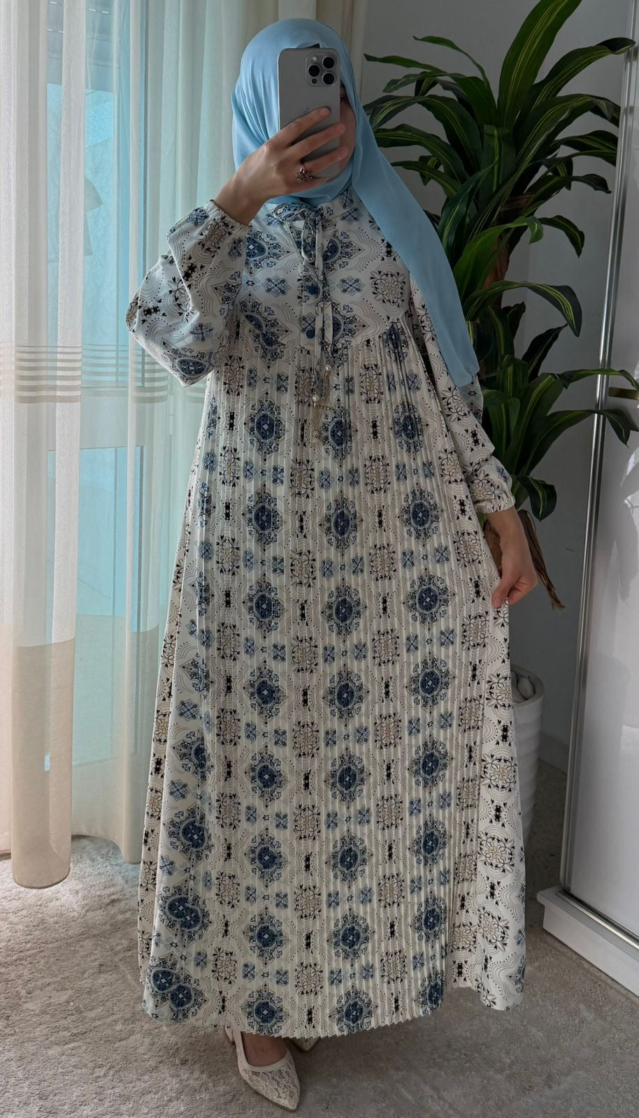 Robe منية