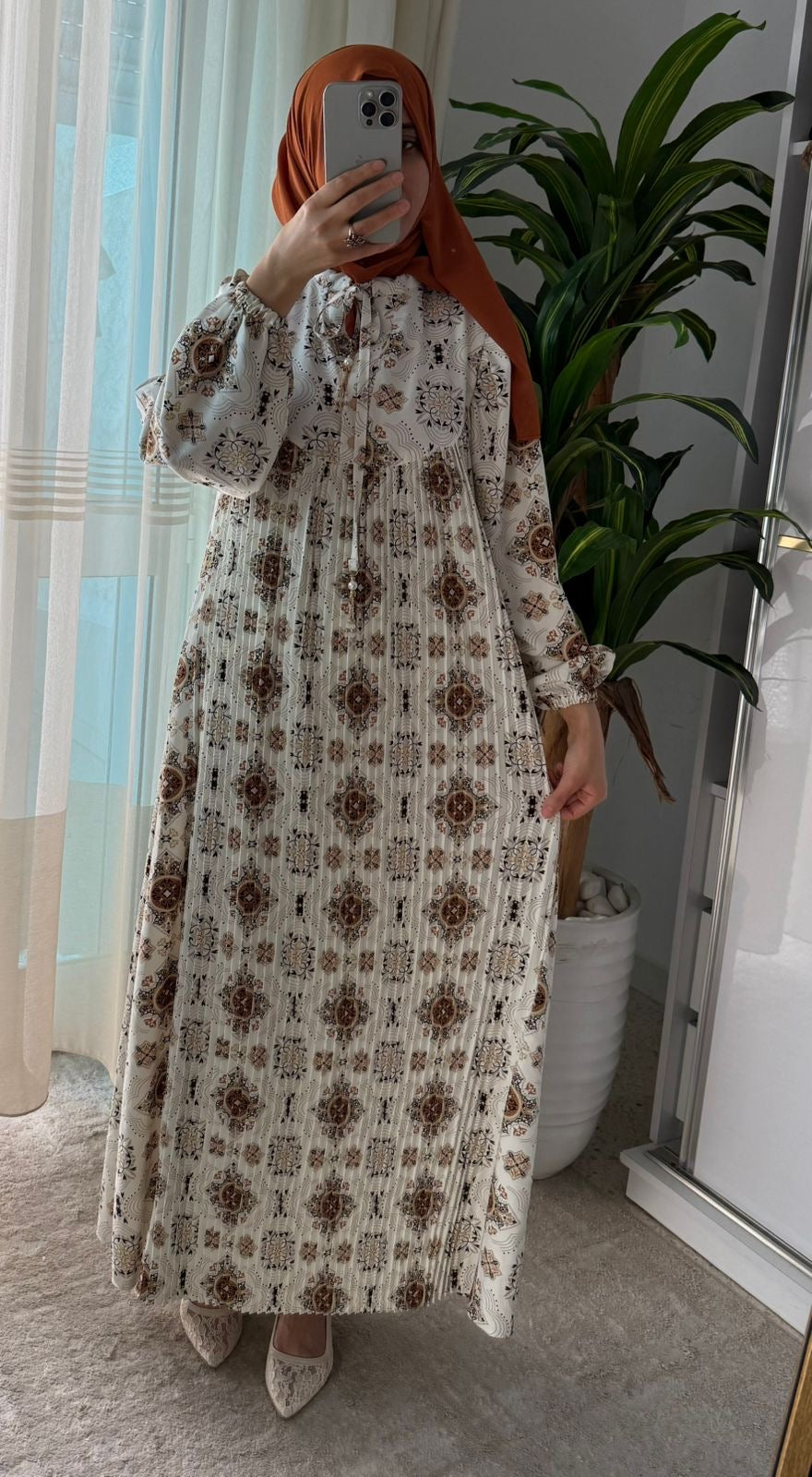 Robe منية