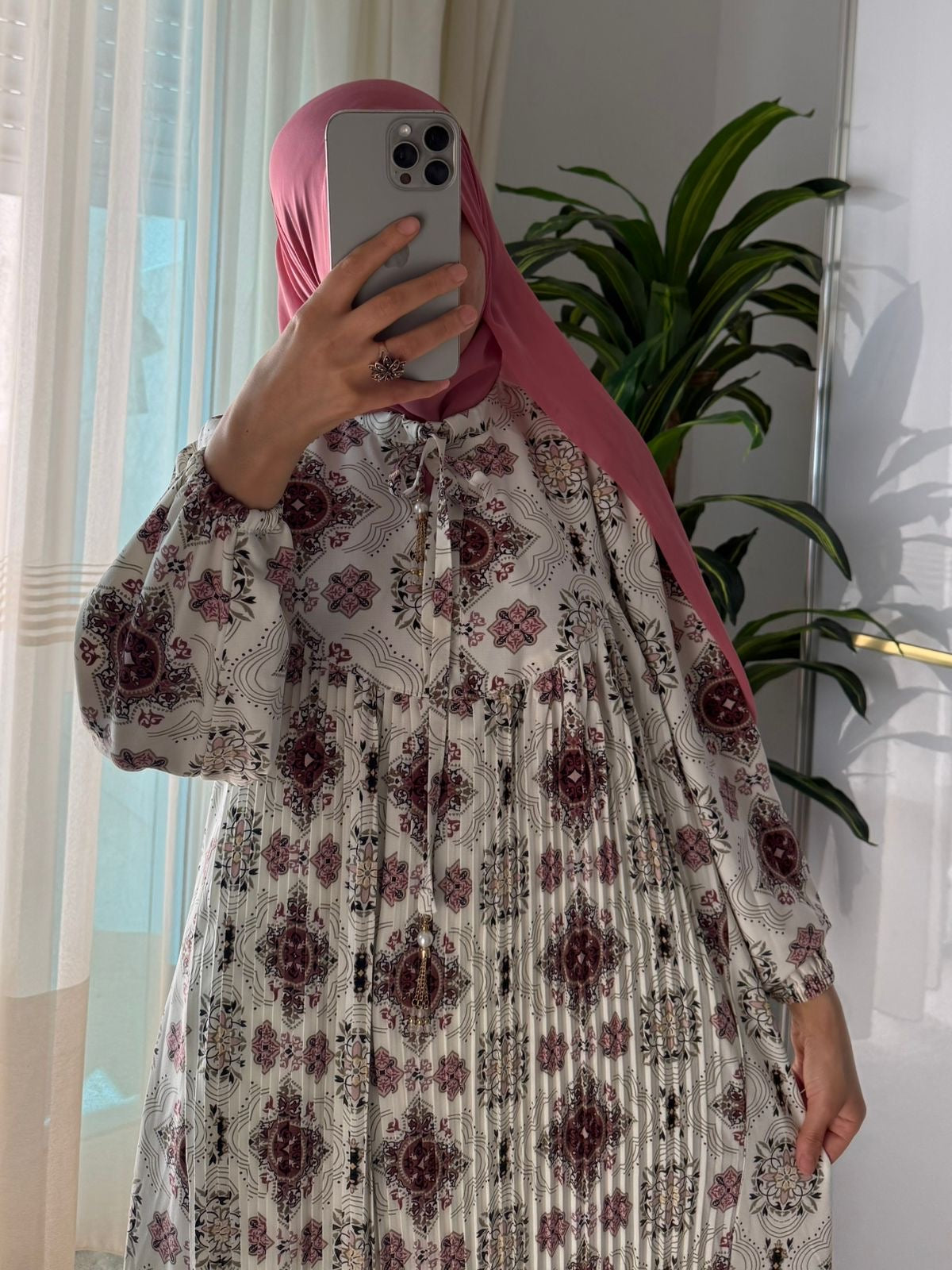 Robe منية