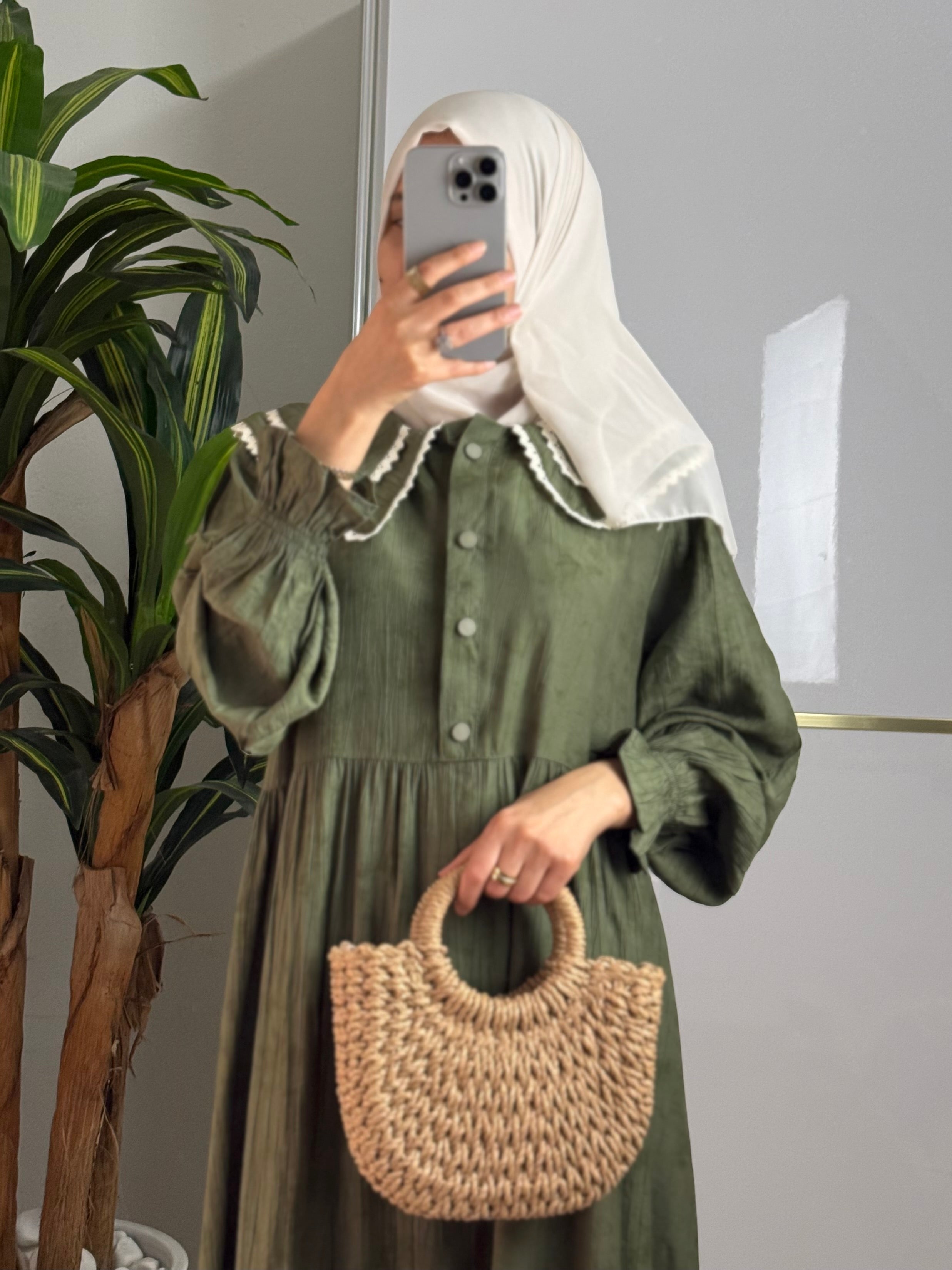 روب نسرين