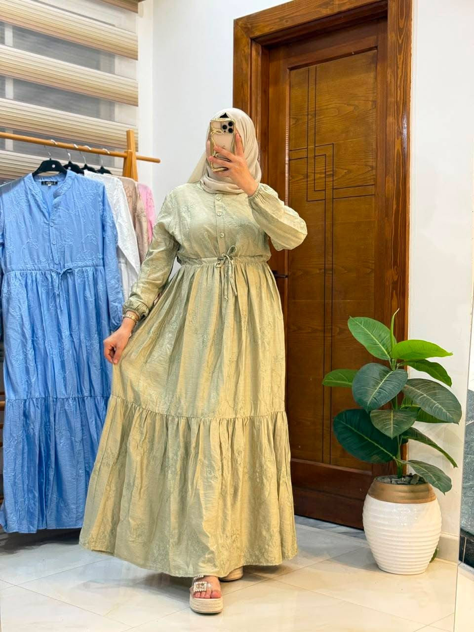 Robe brodé