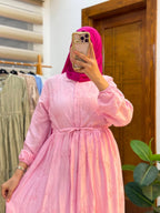 Robe brodé