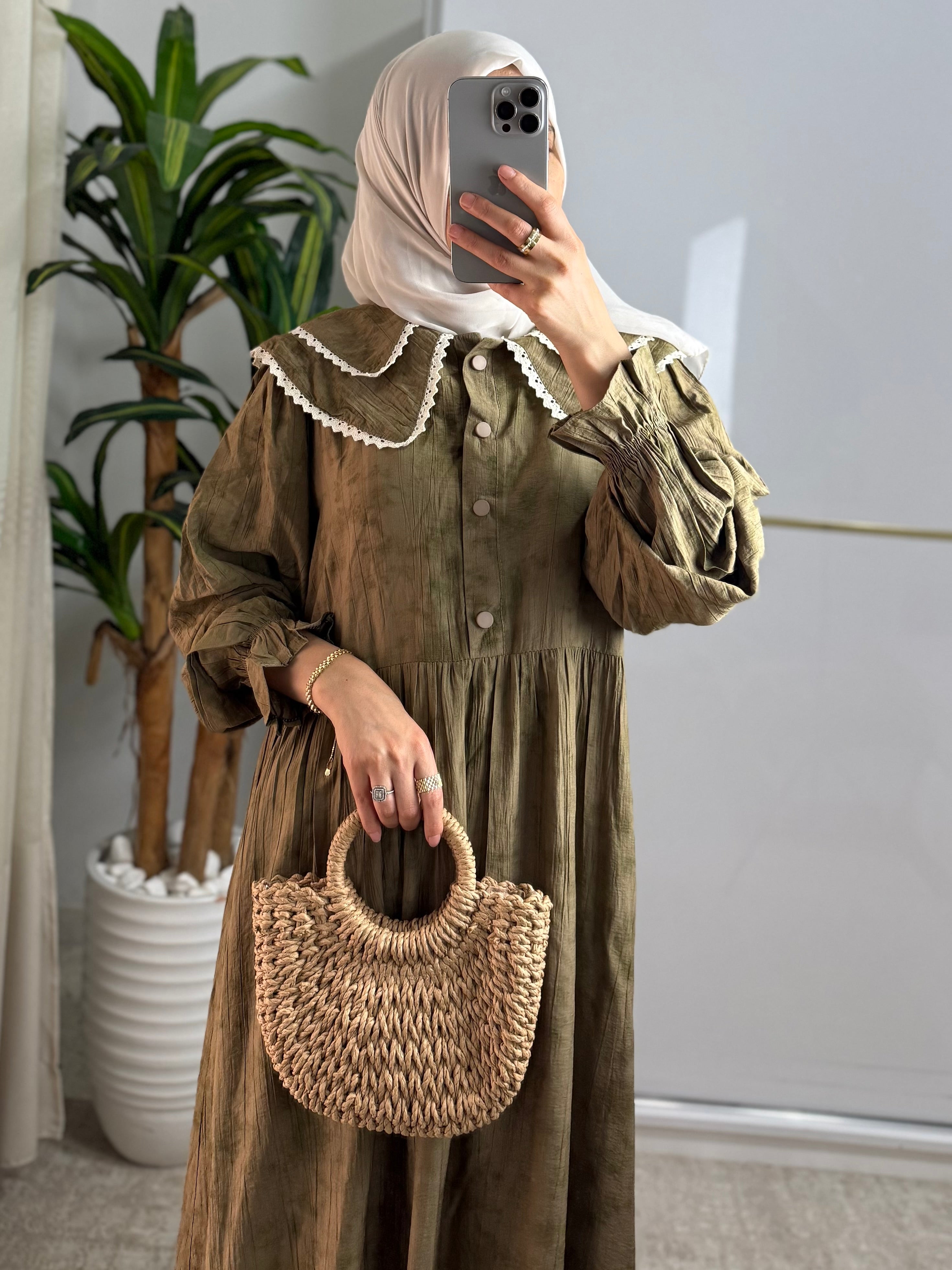 روب نسرين