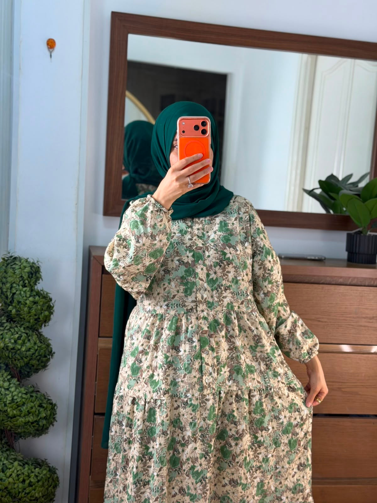 Robe Zahra